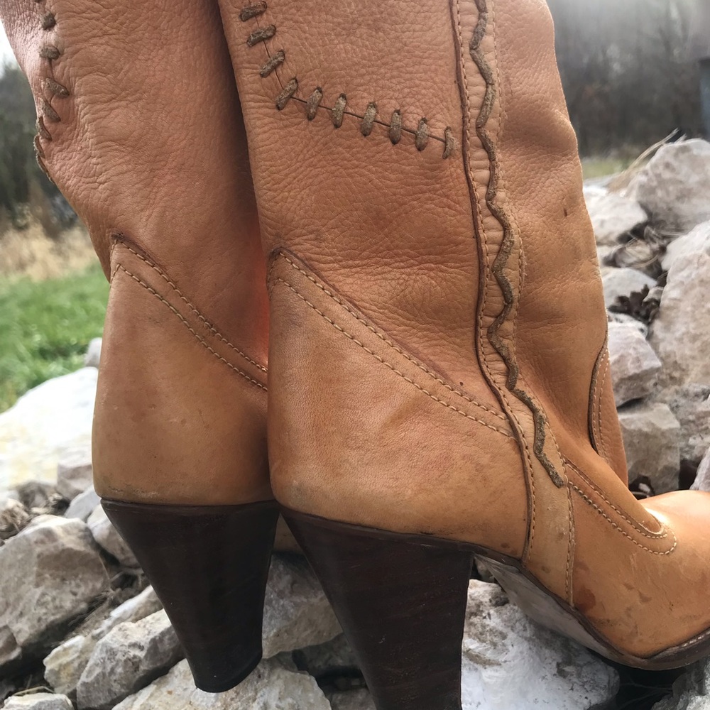 Vtg. Genuine pure  leather long boots by: TROYLINI size: 6 Made in Brazil. - Picture 15 of 16